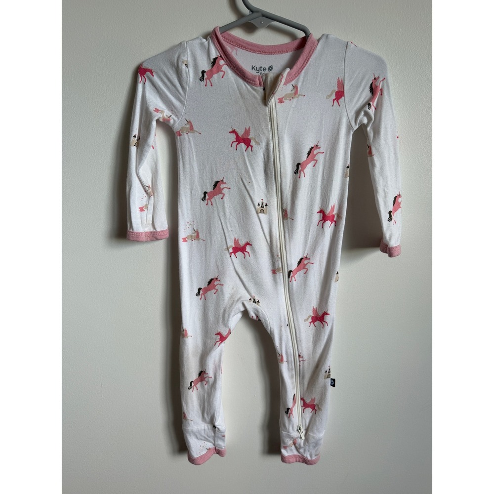 Kyte Baby Unicorn Bamboo Zippered Romper 12-18 Months